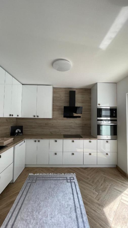 Kristal Villa *
