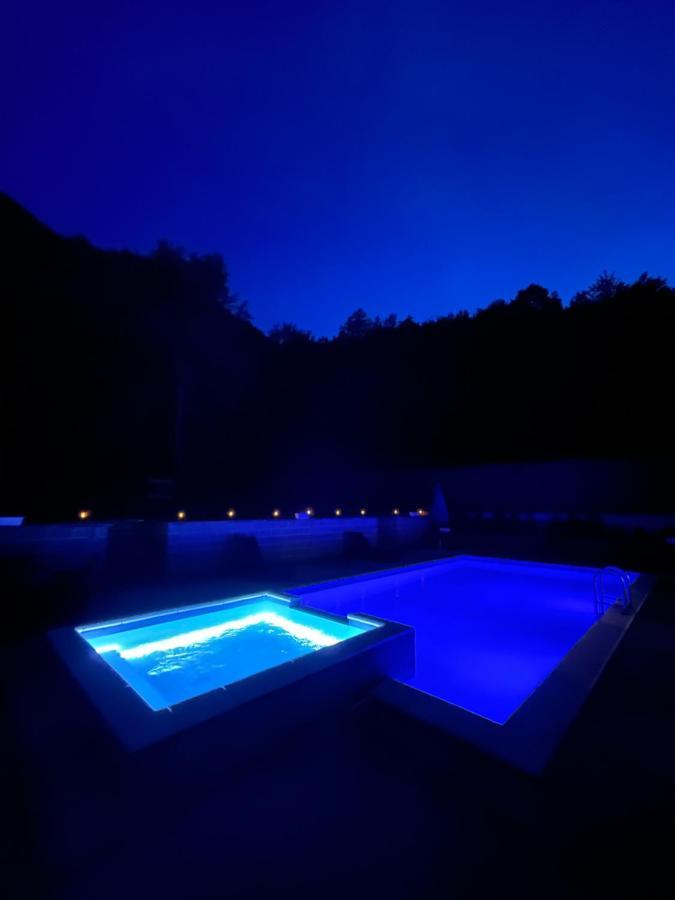 Kristal Villa *